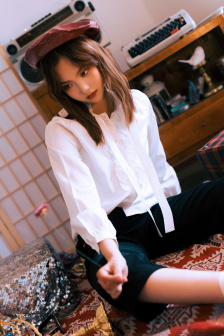 年轻的少妇电影